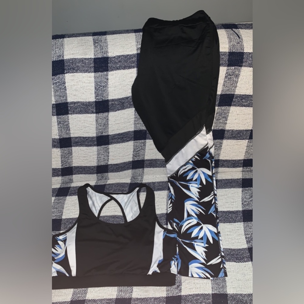 Woman’s sports bra and legging set